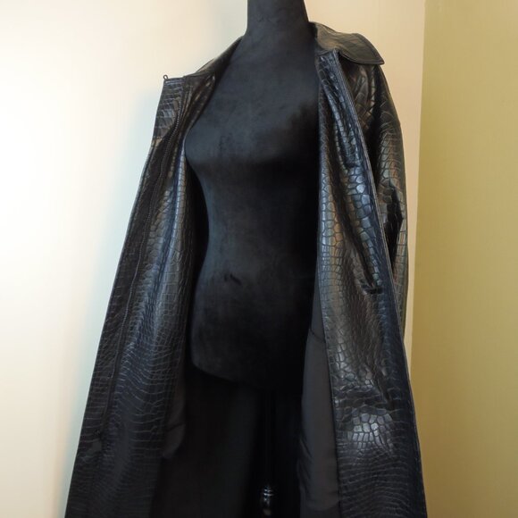 Mycra Pac Life Crocodile Pattern Full Length 2X woman's Coat MobWife WhimsyGoth - Picture 13 of 16